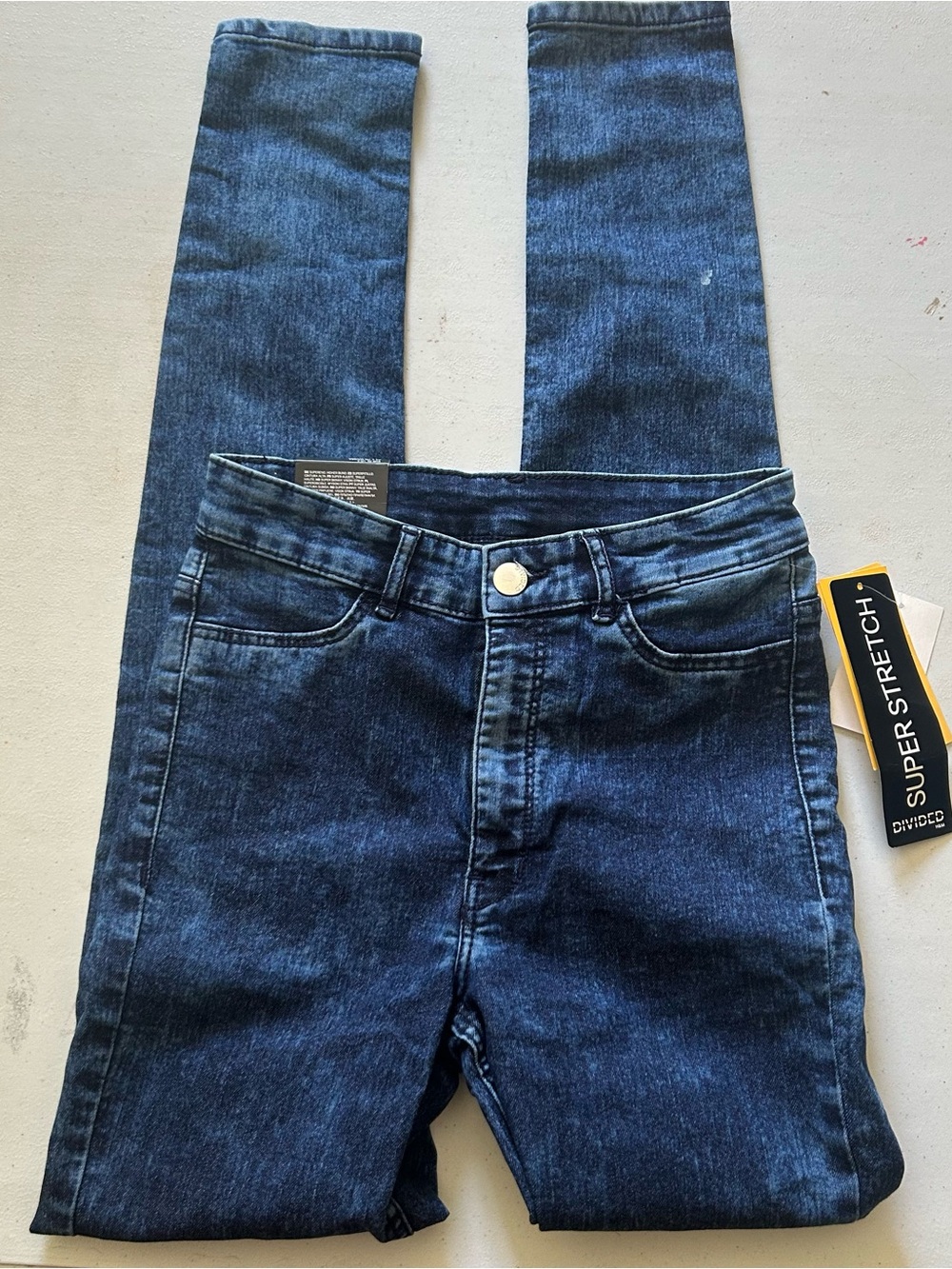 H&M Divided Super Skinny High Waist Jeans in size 6